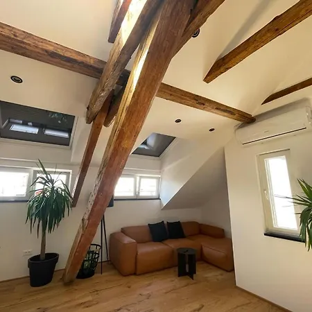 アパート Rooftop Loft